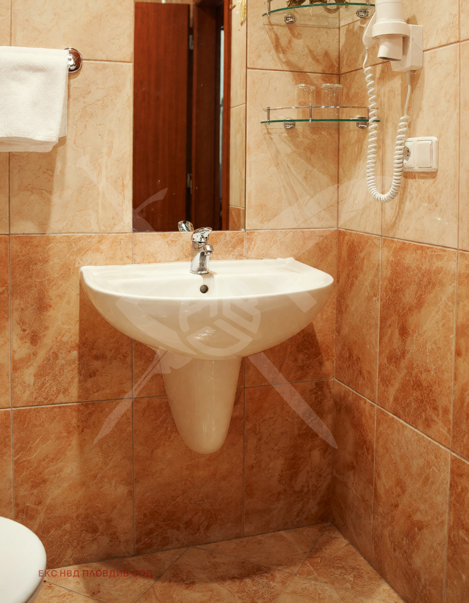 Продава 1-СТАЕН, гр. Пловдив, Кършияка, снимка 4 - Апартаменти - 54841571