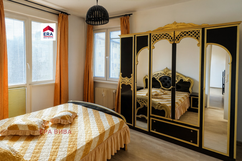 Продава  3-стаен град София , Център , 72 кв.м | 36155593