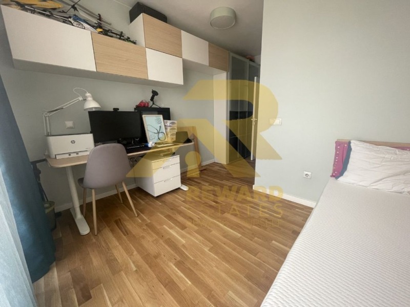 Til salg  3+ soveværelse Sofia , Manastirski livadi , 280 kvm | 77003185 - billede [10]