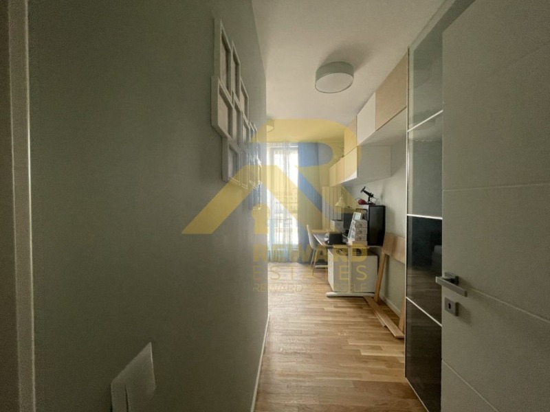 Til salg  3+ soveværelse Sofia , Manastirski livadi , 280 kvm | 77003185 - billede [12]