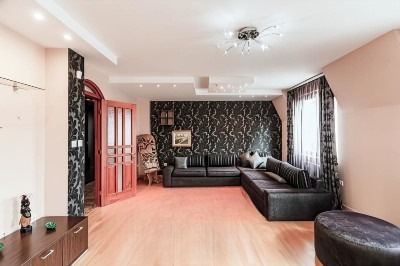 Продава МНОГОСТАЕН, гр. София, Медицинска академия