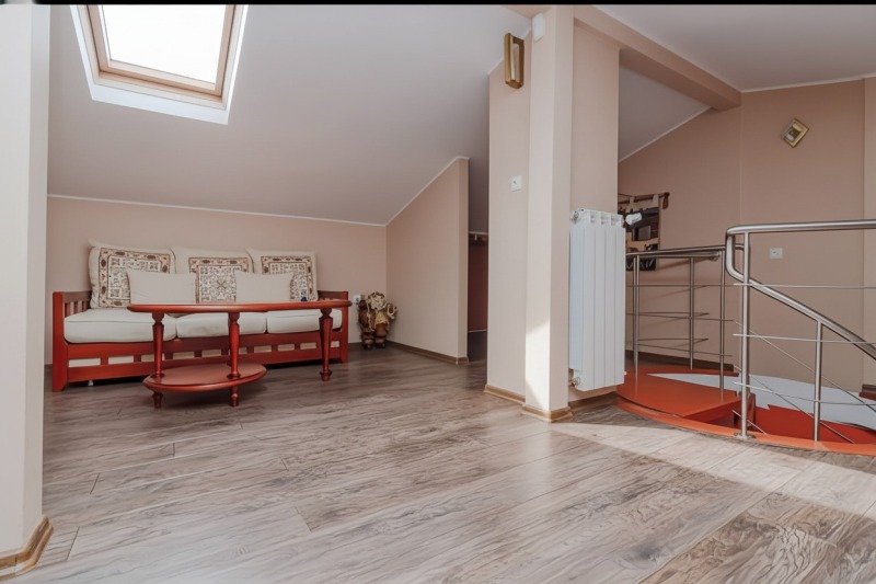 Продава МНОГОСТАЕН, гр. София, Медицинска академия, снимка 5 - Апартаменти - 52808851