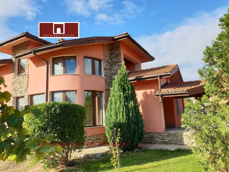 Продава КЪЩА, с. Костиево, област Пловдив