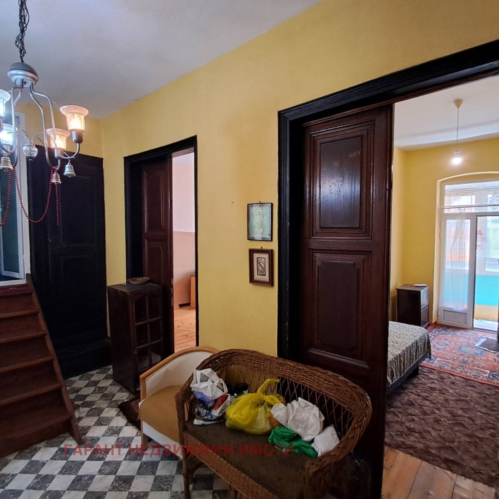 Продава 3-СТАЕН, гр. Габрово, Център, снимка 2 - Апартаменти - 52981985
