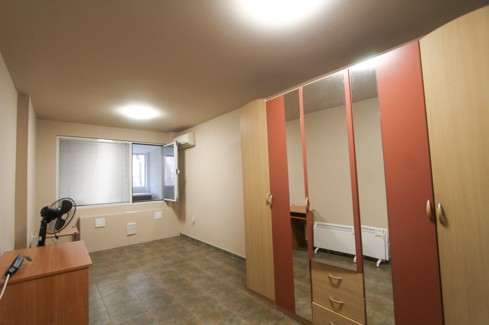 Продава 3-СТАЕН, гр. София, Оборище, снимка 9 - Апартаменти - 54246030