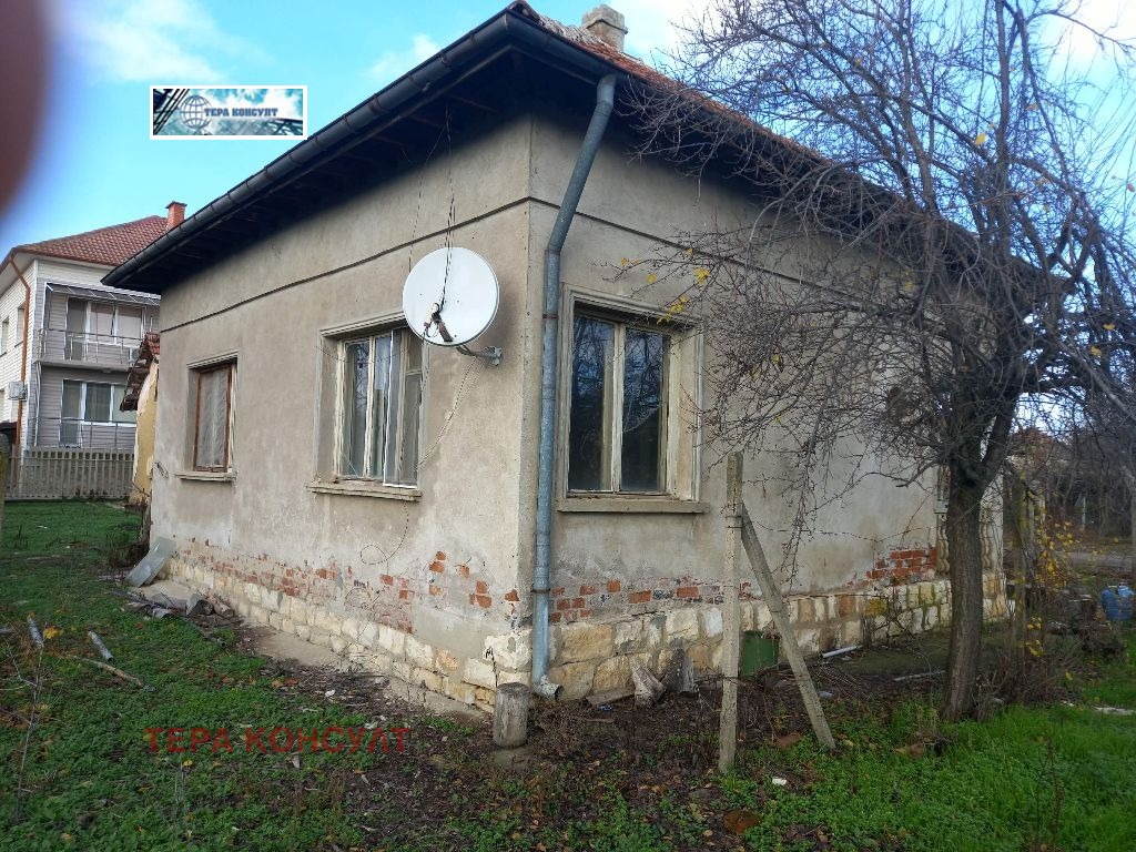 Продава КЪЩА, гр. Бяла Слатина, област Враца, снимка 2 - Къщи - 52800204