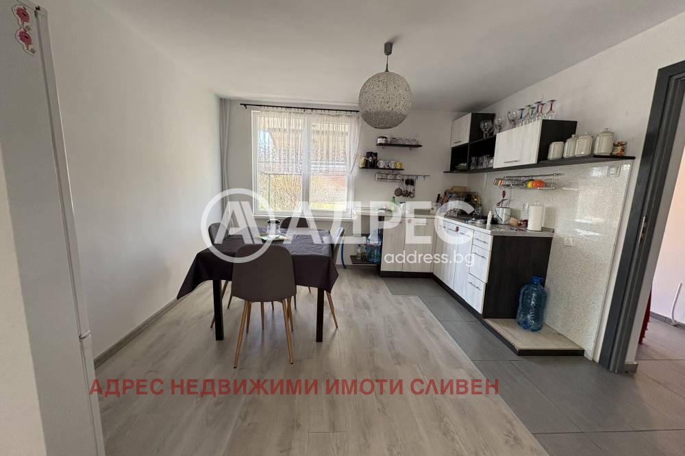 Продава КЪЩА, с. Калояново, област Сливен, снимка 3 - Къщи - 54224652