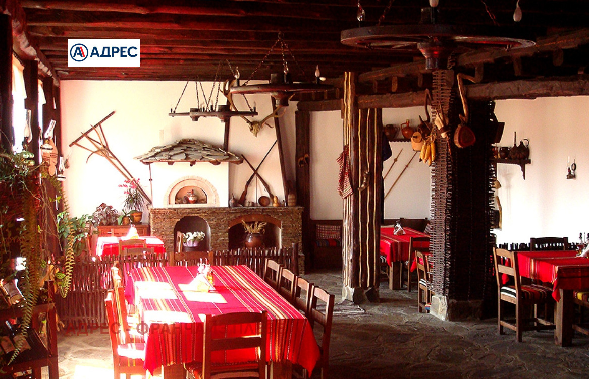 Продава ХОТЕЛ, гр. Априлци, област Ловеч, снимка 9 - Хотели - 54355025