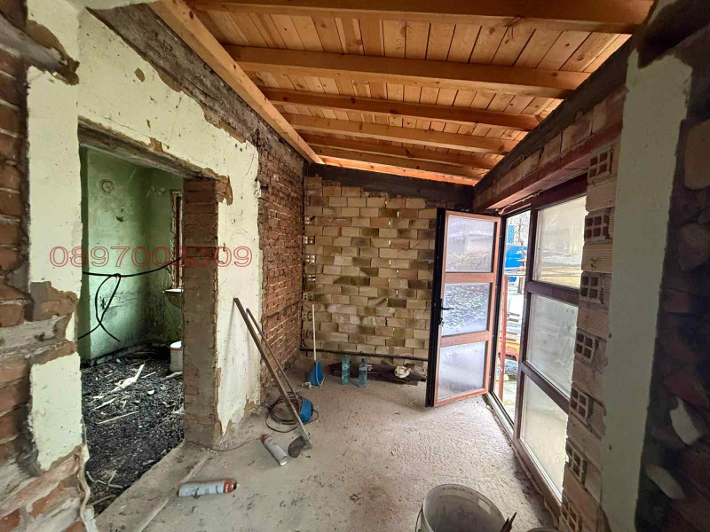 Продава ЕТАЖ ОТ КЪЩА, гр. Добрич, Балик, снимка 4 - Етаж от къща - 53347806