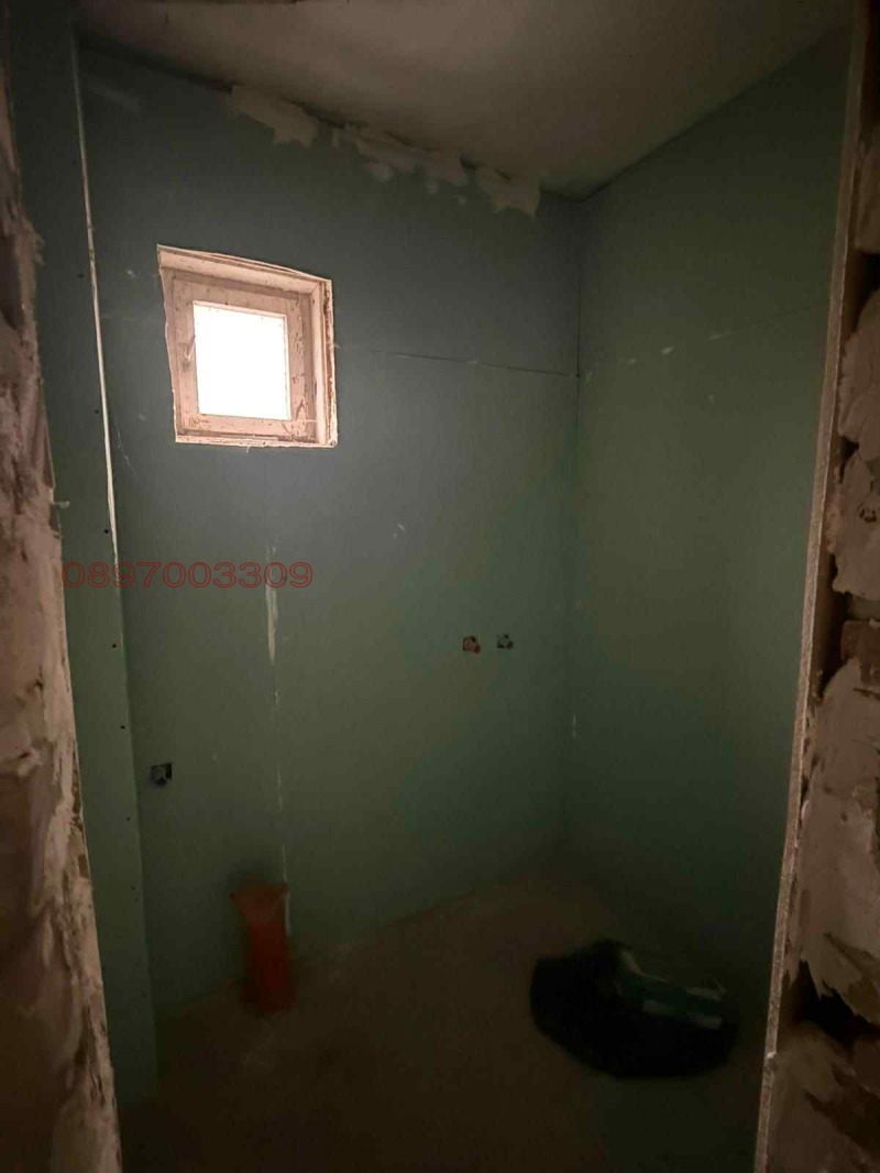 Продава ЕТАЖ ОТ КЪЩА, гр. Добрич, Балик, снимка 7 - Етаж от къща - 53347806