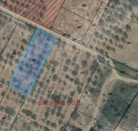 Eladó  Cselekmény régió Plovdiv , Brestnik , 1125 négyzetméter | 46676426