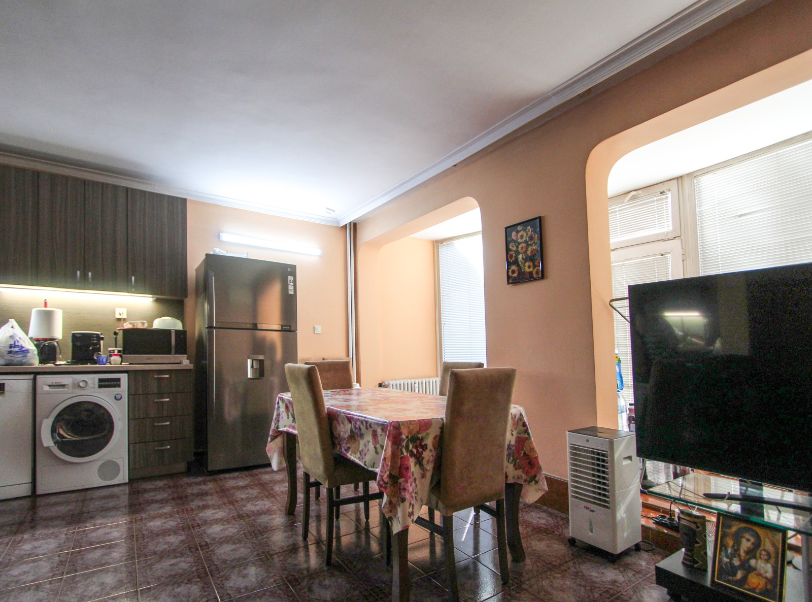 Продава 3-СТАЕН, гр. София, Оборище, снимка 4 - Апартаменти - 54017068