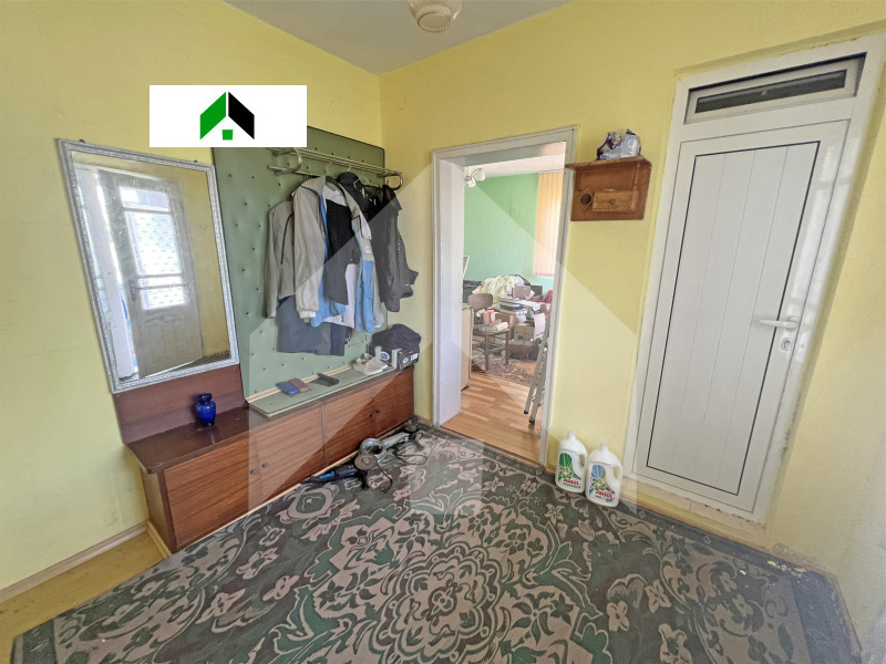 Myytävänä  Talo Shumenin alue , Novi pazar , 76 neliömetriä | 68753234 - kuva [3]