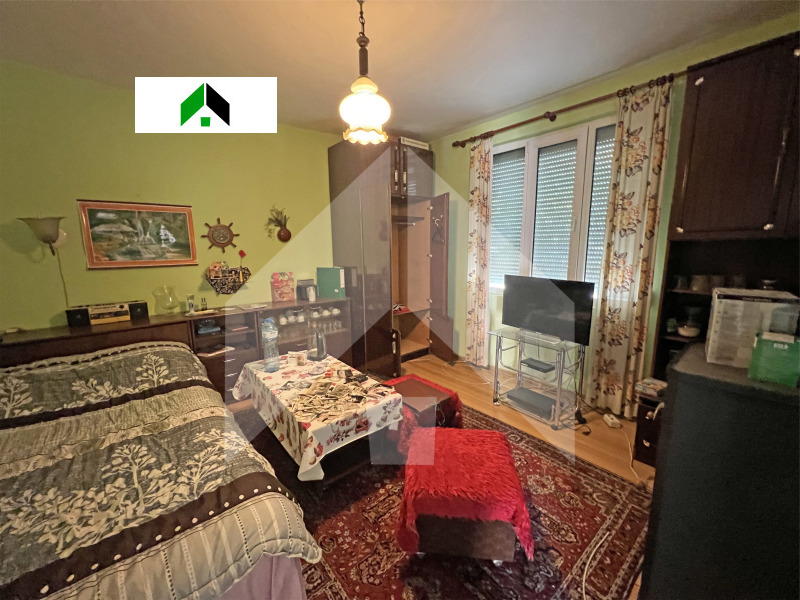 Myytävänä  Talo Shumenin alue , Novi pazar , 76 neliömetriä | 68753234 - kuva [7]
