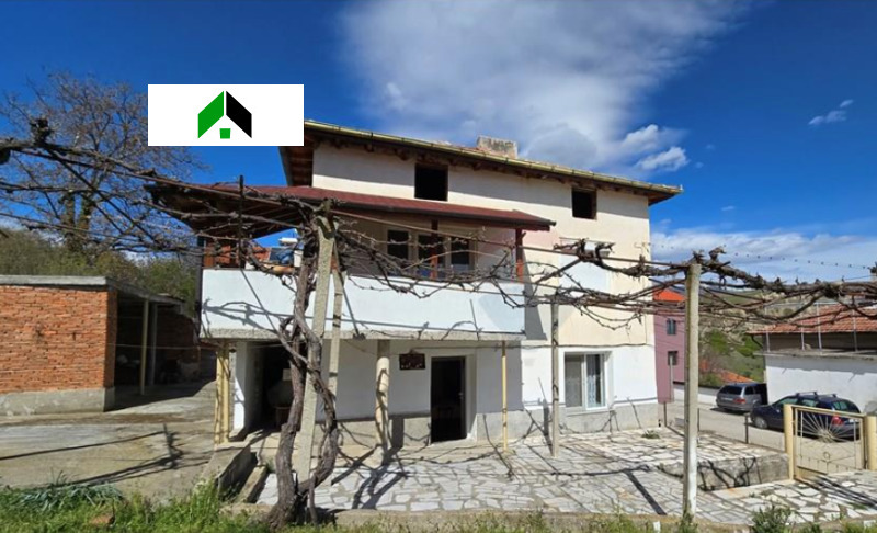 Продава КЪЩА, гр. Нови пазар, област Шумен