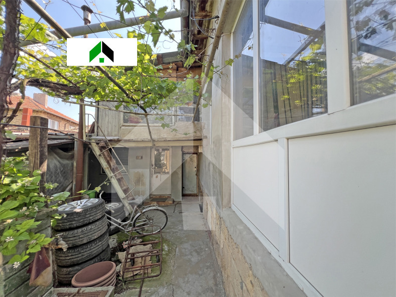 Myytävänä  Talo Shumenin alue , Novi pazar , 76 neliömetriä | 68753234 - kuva [14]