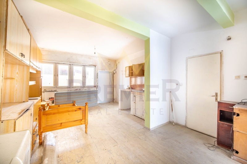 Продава  Къща област Добрич , гр. Каварна , 171 кв.м | 88534649 - изображение [17]