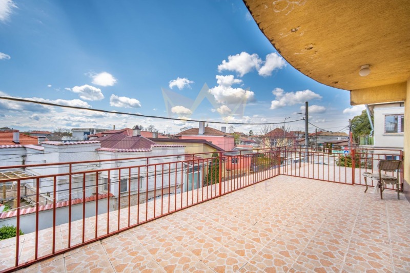 Продава  Къща област Добрич , гр. Каварна , 171 кв.м | 88534649