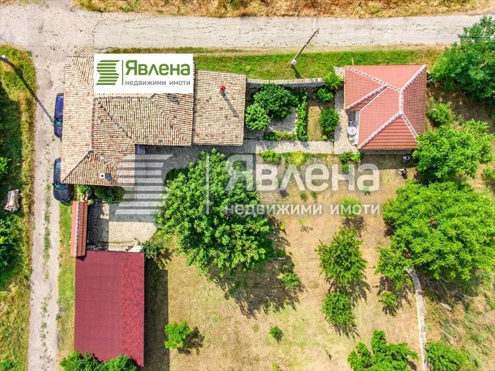 Продава  Къща област Търговище , с. Буховци , 1140 кв.м | 25408866 - изображение [3]