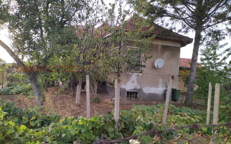 Продава КЪЩА, гр. Бяла Слатина, област Враца, снимка 2 - Къщи - 52782851