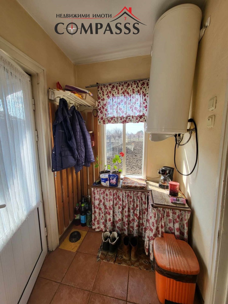 Продава КЪЩА, гр. Генерал Тошево, област Добрич, снимка 4 - Къщи - 53108967