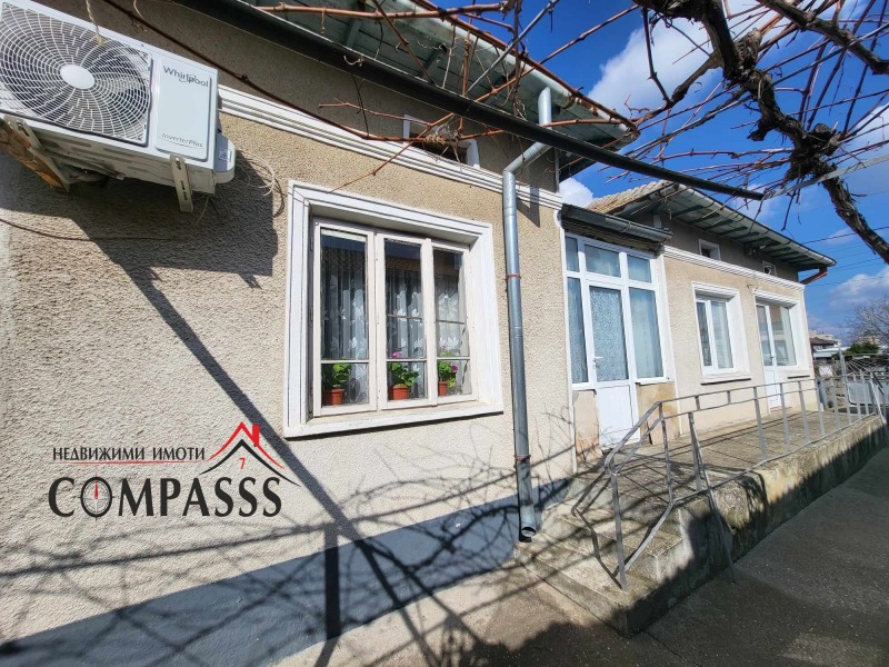 Продава КЪЩА, гр. Генерал Тошево, област Добрич, снимка 12 - Къщи - 53108967