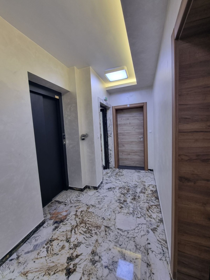 Продава  2-стаен град Пловдив , Христо Смирненски , 61 кв.м | 39731909 - изображение [6]