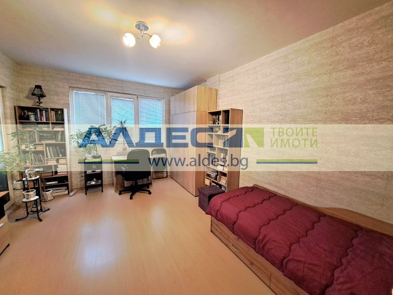 À venda  2 quartos Sofia , Centar , 120 m² | 20926073 - imagem [15]