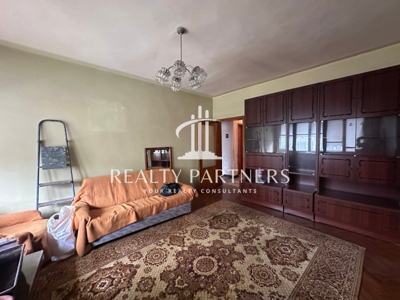 Продава  3-стаен град Перник , Център , 102 кв.м | 85371301 - изображение [2]