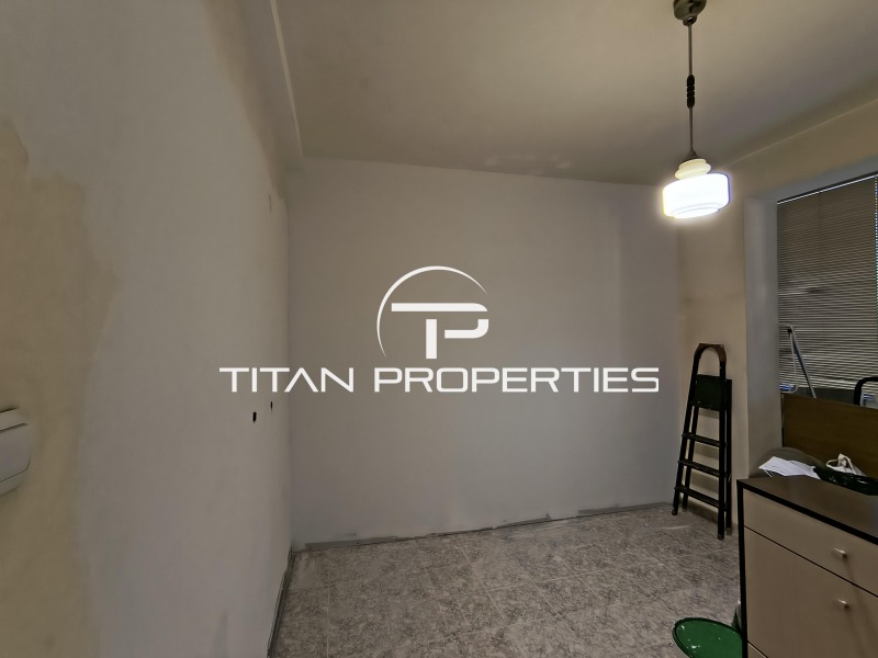 Продава 3-СТАЕН, гр. Пловдив, Център, снимка 10 - Апартаменти - 51306440