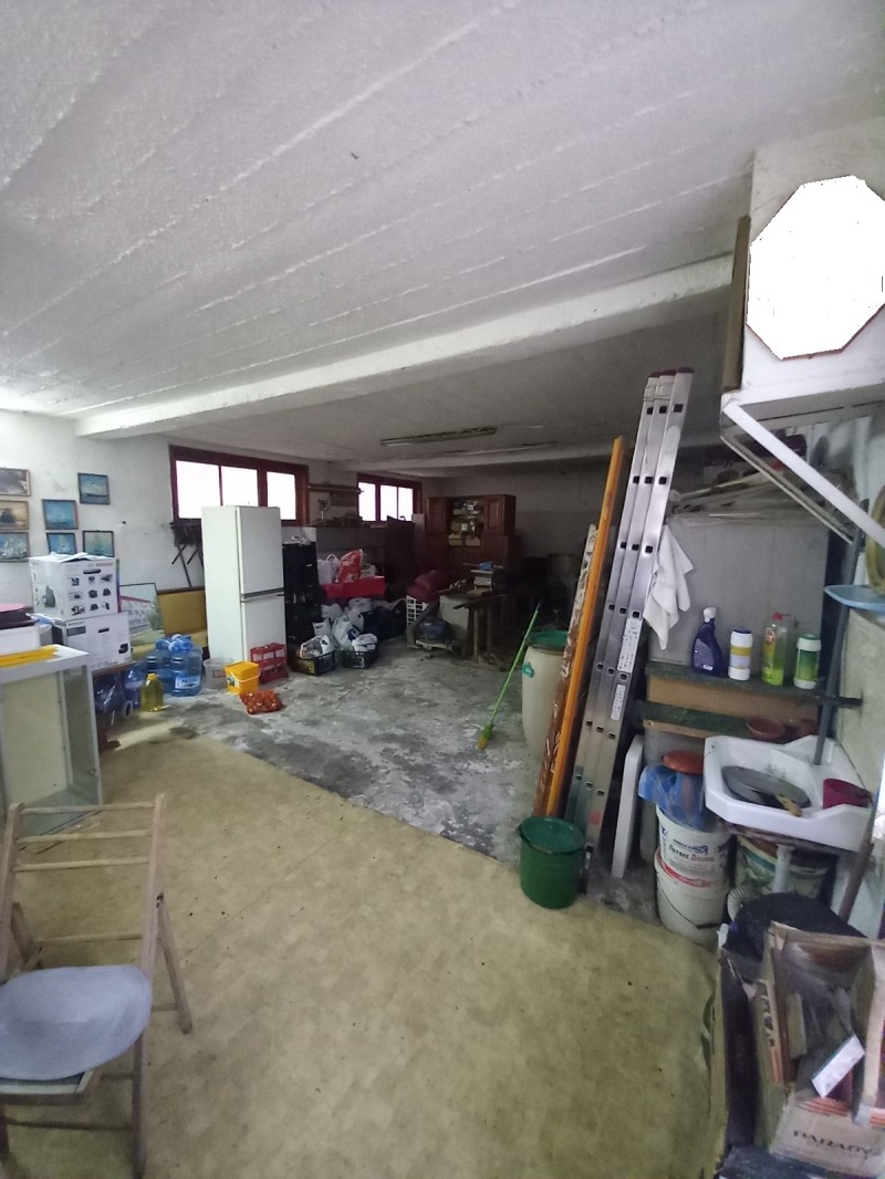 Продава КЪЩА, гр. Бургас, Победа, снимка 2 - Къщи - 52550342