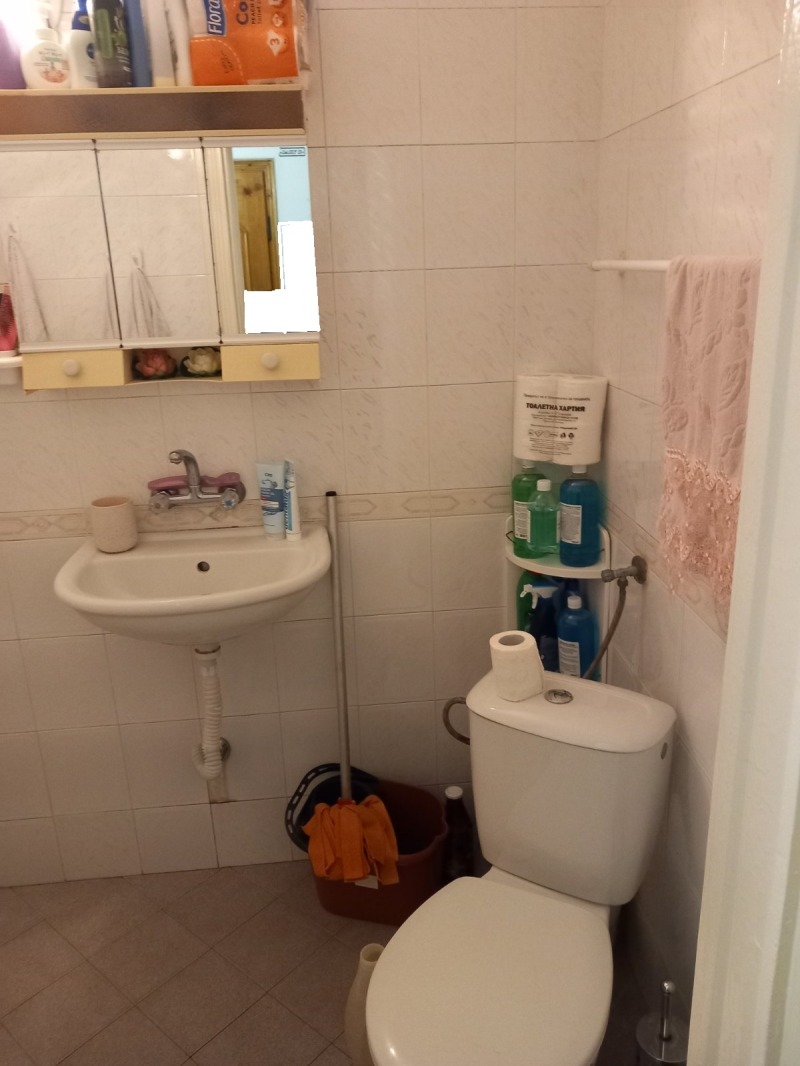 Продава КЪЩА, гр. Бургас, Победа, снимка 14 - Къщи - 52550342