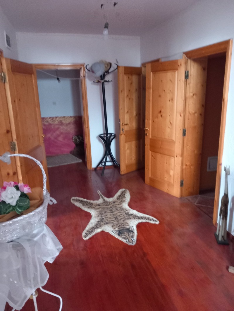 Продава КЪЩА, гр. Бургас, Победа, снимка 9 - Къщи - 52550342