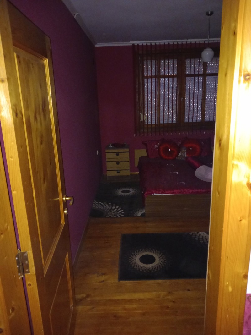 Продава КЪЩА, гр. Бургас, Победа, снимка 11 - Къщи - 52550342