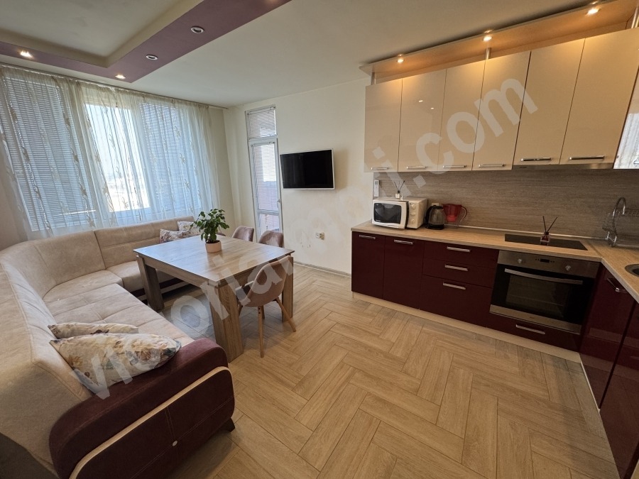 Продава 3-СТАЕН, гр. Велико Търново, Бузлуджа, снимка 2 - Апартаменти - 53733481