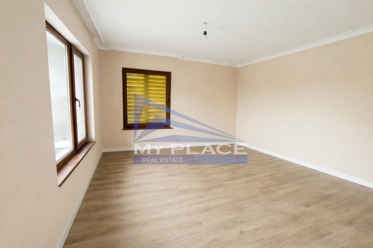 Продава КЪЩА, с. Салманово, област Шумен, снимка 2 - Къщи - 54255737