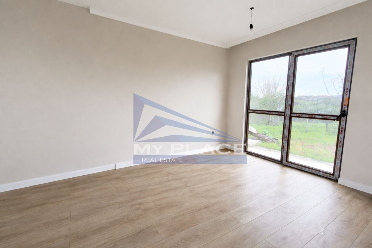 Продава КЪЩА, с. Салманово, област Шумен, снимка 3 - Къщи - 54255737