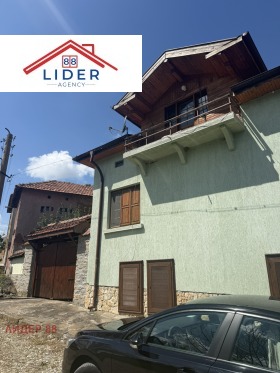 Hus Nikolaevo, region Pleven 2