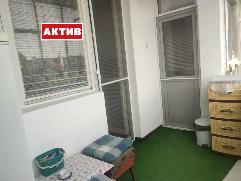 Продава  2-стаен град Търговище , Вароша , 70 кв.м | 44765157 - изображение [6]