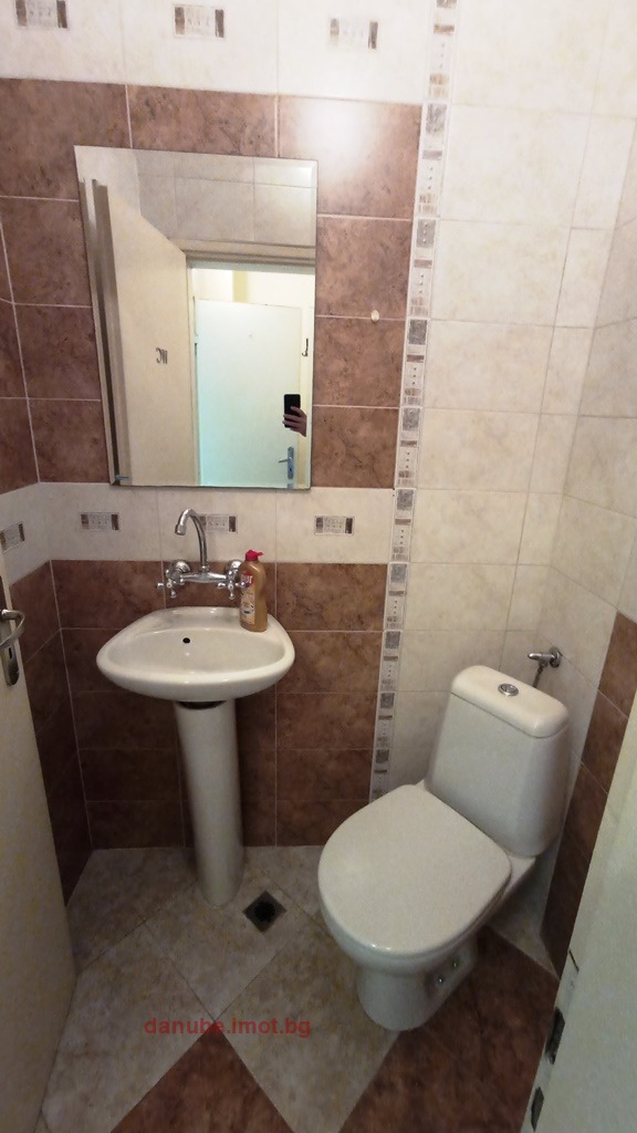 Продава МАГАЗИН, гр. Русе, Център, снимка 3 - Магазини - 52680797