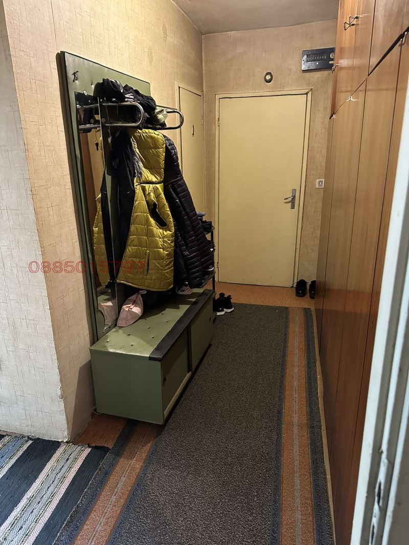 Продава 2-СТАЕН, гр. Елена, област Велико Търново, снимка 2 - Апартаменти - 52785893