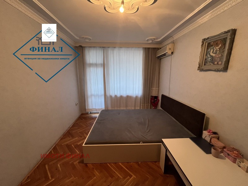 Продава 2-СТАЕН, гр. Шумен, Център, снимка 2 - Апартаменти - 52532323