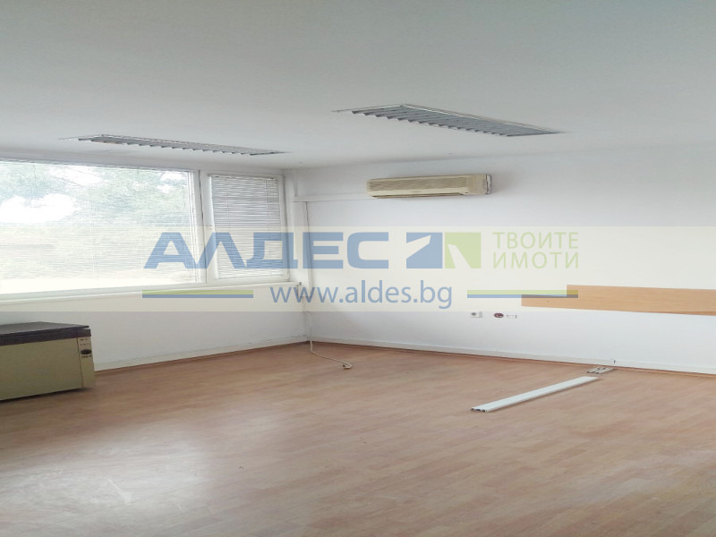 Te koop  Kantoor Sofia , Voenna rampa , 350 m² | 21121430 - afbeelding [2]