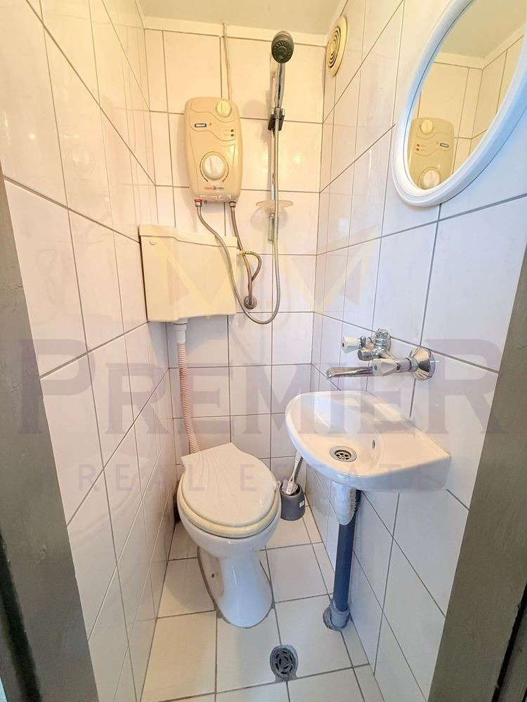 Продава КЪЩА, гр. Добрич, Пинета, снимка 8 - Къщи - 55798262