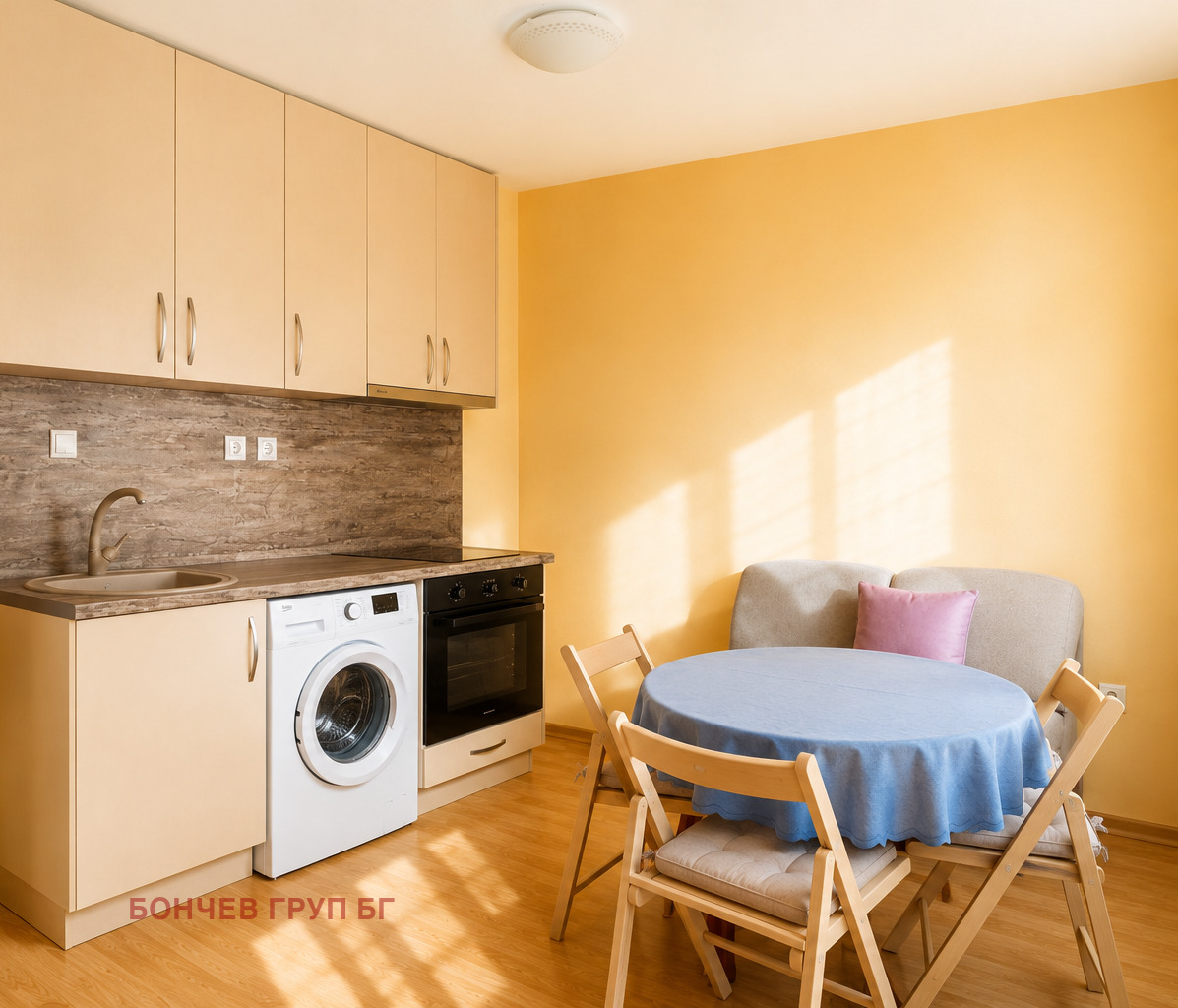 Продава  1-стаен област Бургас , гр. Несебър , 31 кв.м | 92719126