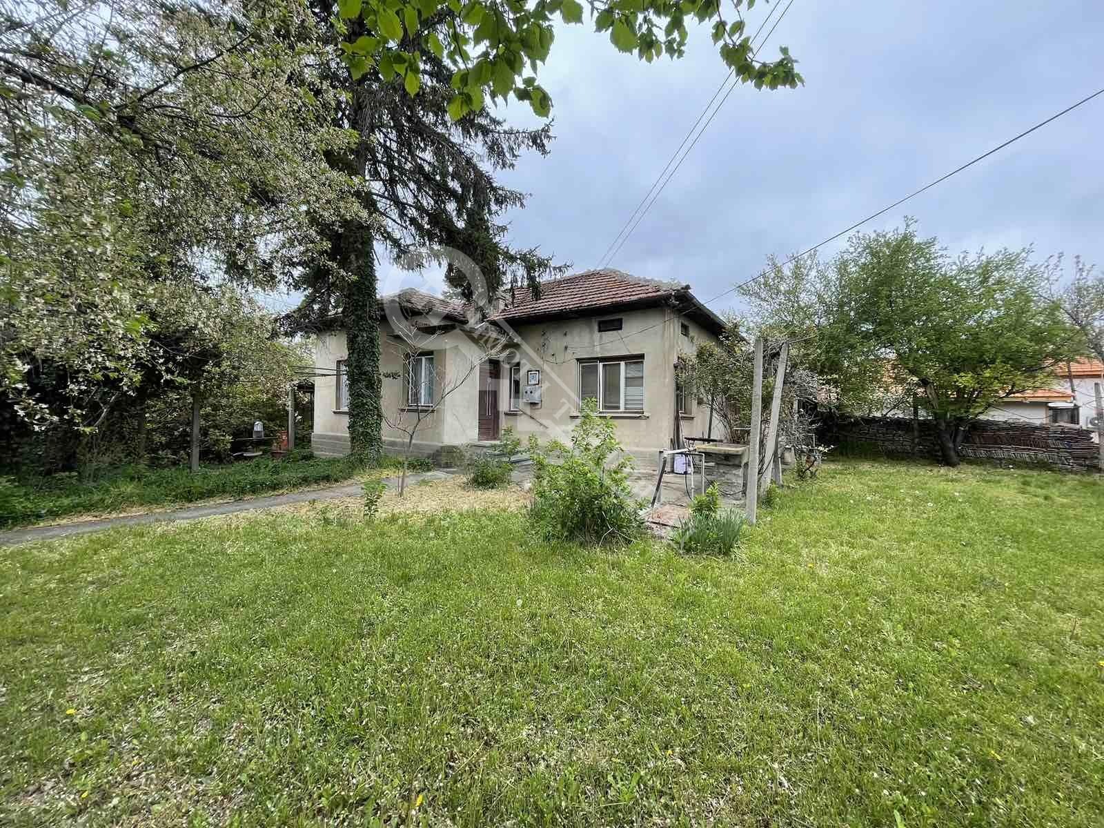 Продава КЪЩА, гр. Бяла черква, област Велико Търново