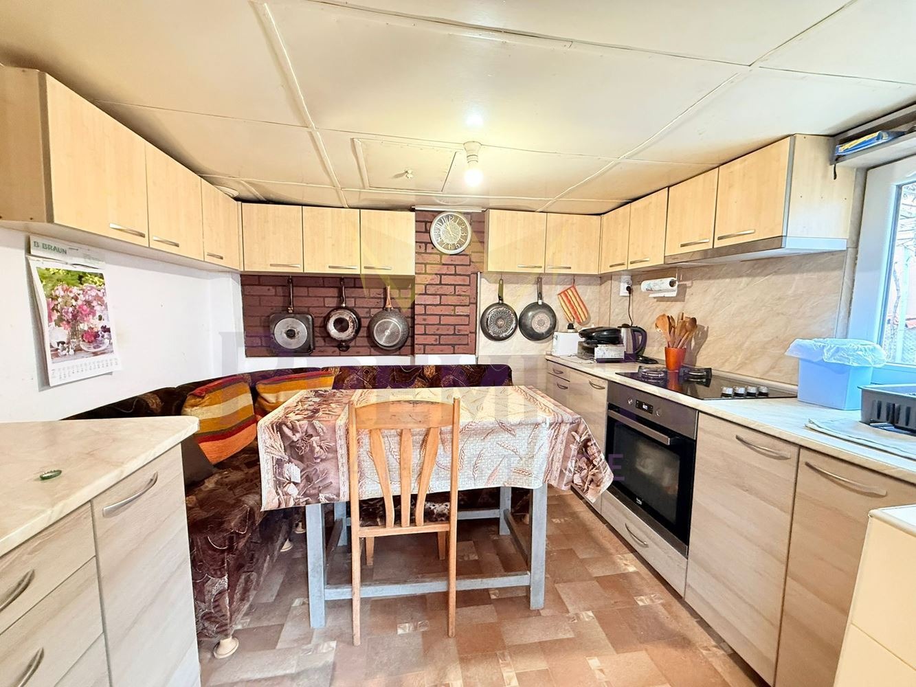 Продава КЪЩА, гр. Добрич, Пинета, снимка 6 - Къщи - 55798262