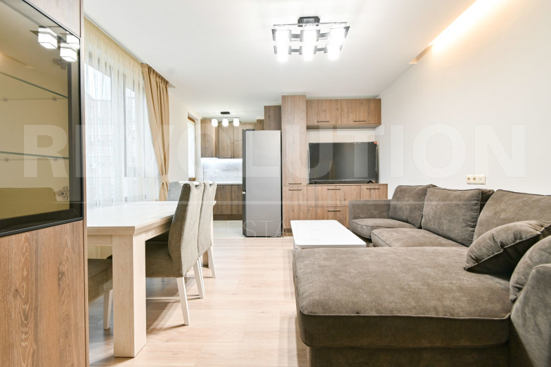 Продава 3-СТАЕН в град София, Дървеница - 125 кв.м / 370 000 € » 723 657.10 лв., РЕВОЛЮШЪН ЕСТЕЙТ