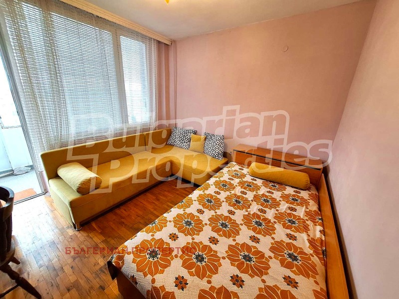 Продава 3-СТАЕН, гр. Велико Търново, Колю Фичето, снимка 3 - Aпартаменти - 49213014