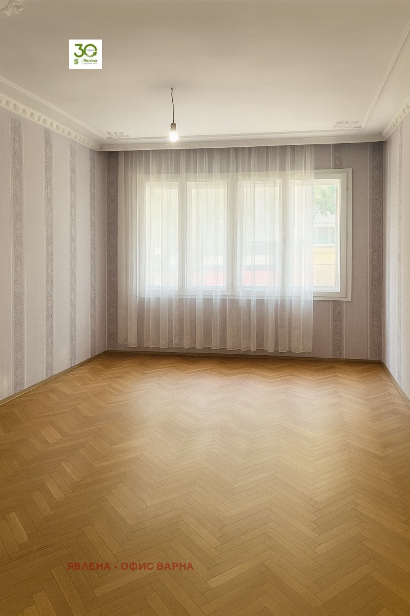 Продава 4-СТАЕН, гр. Варна, Централна поща, снимка 3 - Апартаменти - 52876074